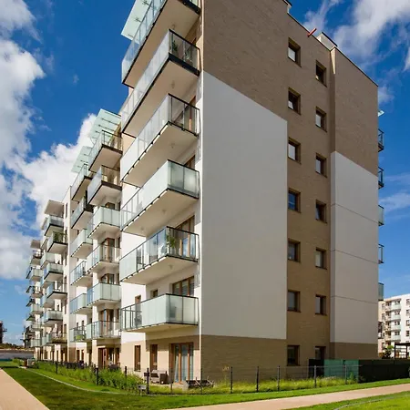 Starowiejska With Parking Near Arena Stadium By Renters
